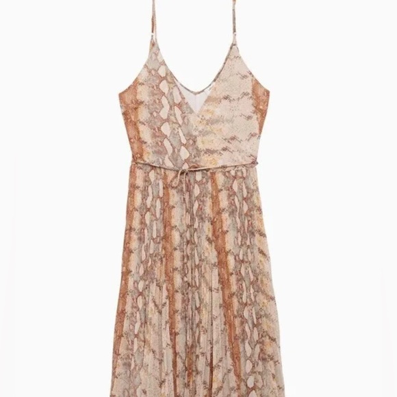 Aritzia Wilfred Beaune Pleated Dress Snakeskin Print - Picture 5 of 11